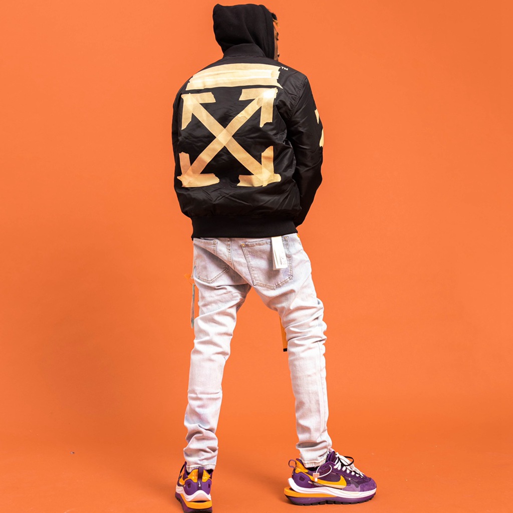 OFF WHITE